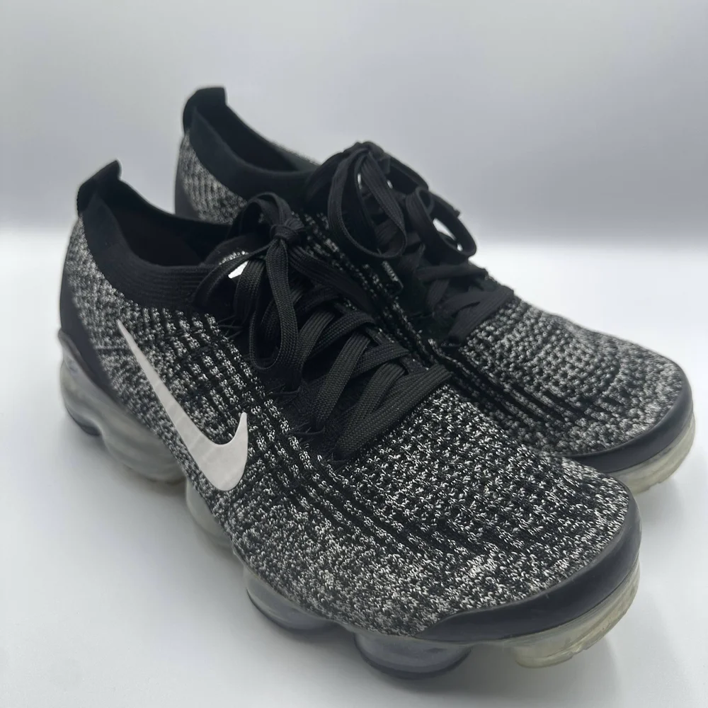 womens size 11 Nike Air VaporMax Flyknit 3 Oreo Shoes Retail $190 - Picture 1 of 6